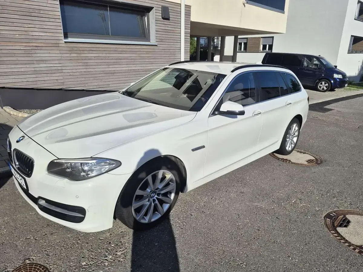 Gebraucht BMW 525 218 PS (160 kW) 2016 Weiß Kombi