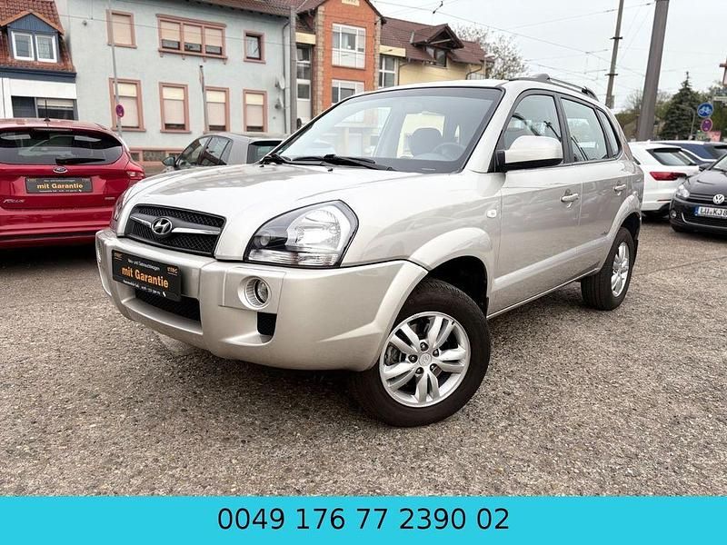 Gebraucht Hyundai Tucson GLS 141 PS (103 kW) 2009 Silber SUV