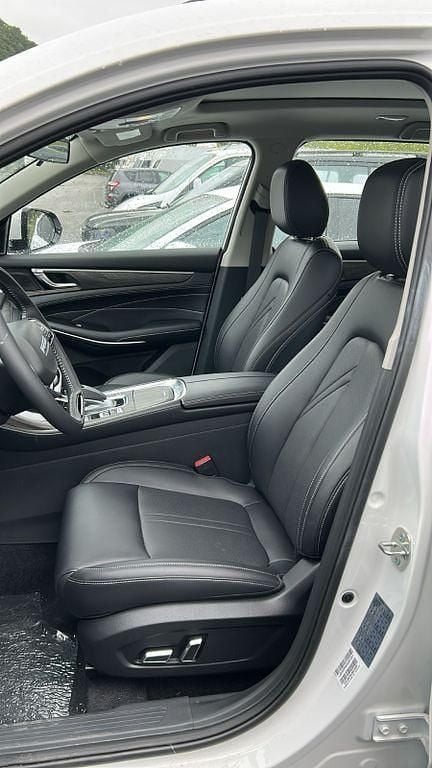 Neu DFSK Fengon 177 PS (130 kW) 2025 Weiß SUV
