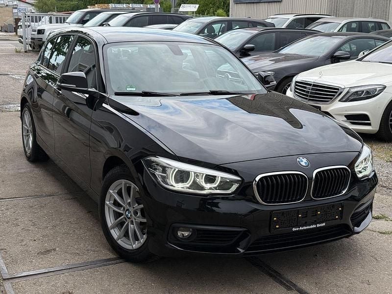 Schwarz Gebraucht 2019 BMW 118 Advantage Kleinwagen | 15.500 € (Fairer Preis) - Bild 1/4
