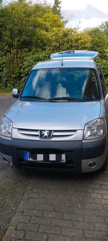 Grau Gebraucht 2006 Peugeot Partner Van / Kleinbus | 1.150 € (Superpreis) - Bild 1/4