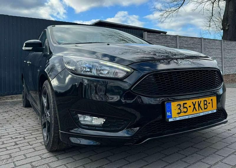 Gebraucht Ford Focus ST-Line 150 PS (110 kW) 2017 Schwarz Kombi