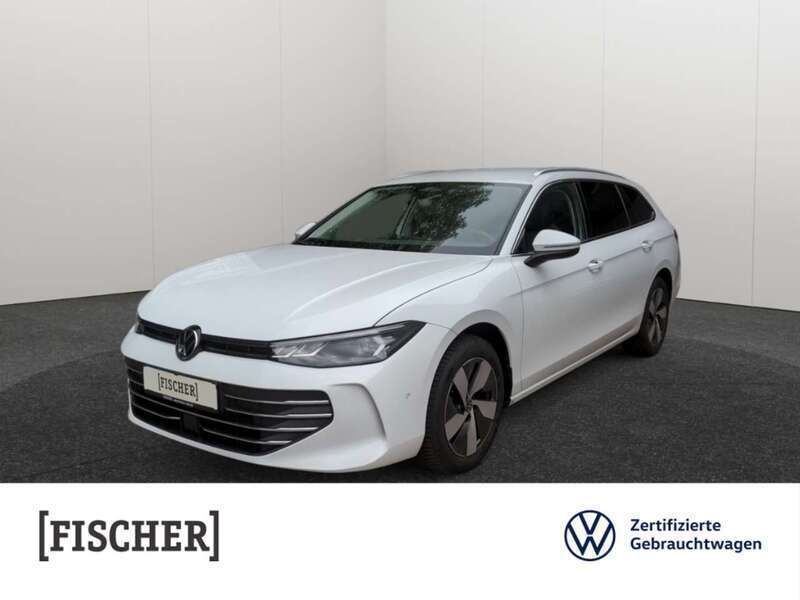 Weiss Gebraucht 2024 VW Passat Business Kombi | 32.987 € (Guter Preis) - Bild 1/4