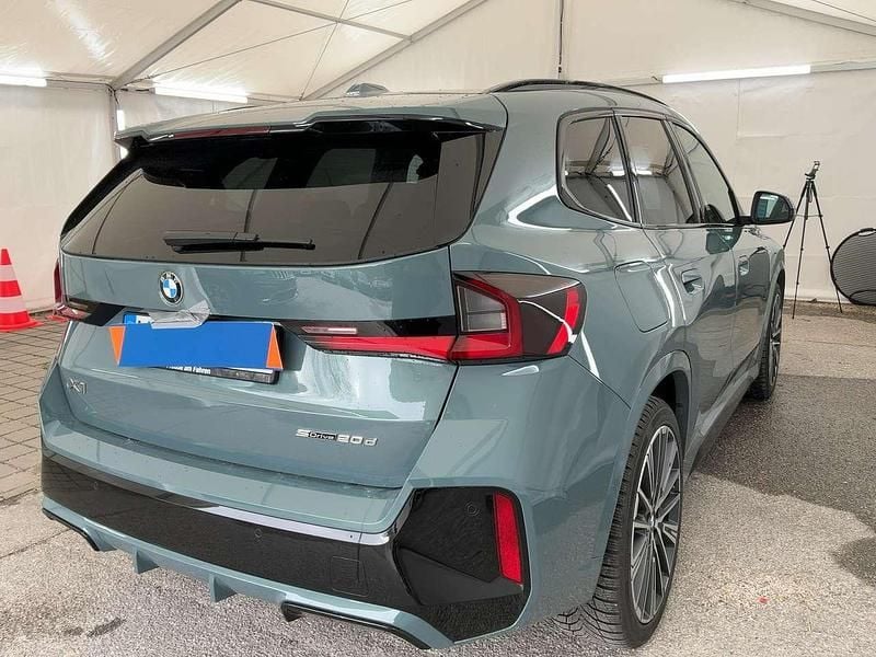Gebraucht BMW X1 M Sport 150 PS (110 kW) 2025 Grün SUV