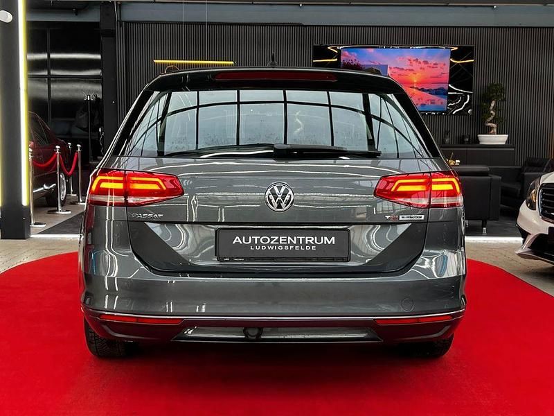 Gebraucht VW Passat 150 PS (110 kW) 2015 Grau Kombi