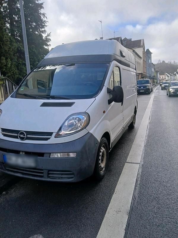 Gebraucht Opel Vivaro 101 PS (74 kW) 2006 Weiß Van / Kleinbus