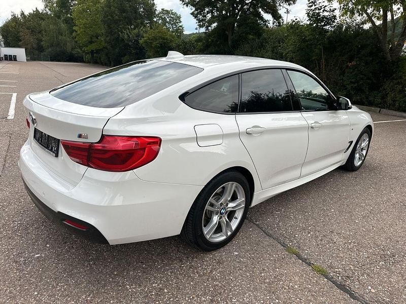 Gebraucht BMW 330 Gran Turismo M Sport 258 PS (189 kW) 2018 Weiß Limousine