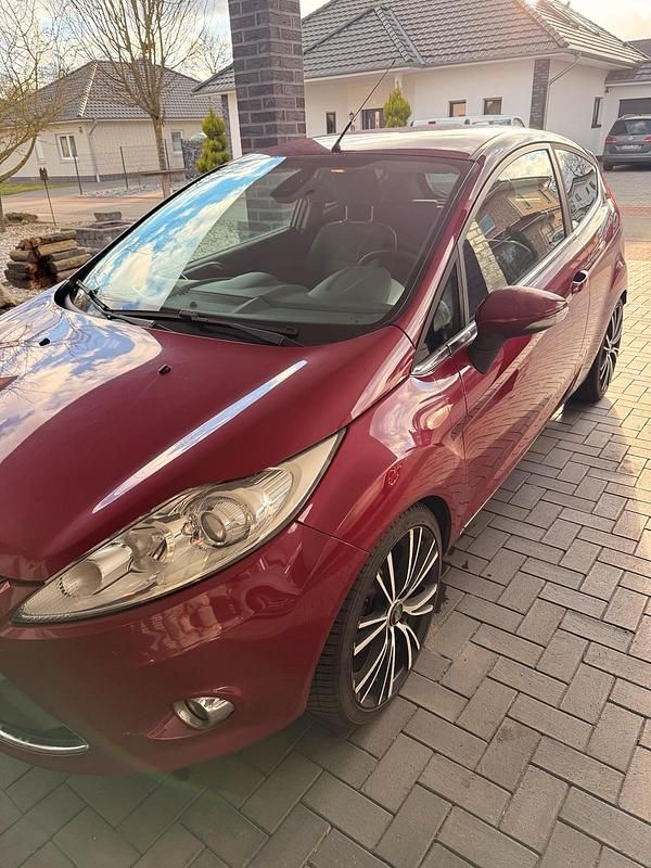 Gebraucht Ford Fiesta 120 PS (88 kW) 2009 Violet Kleinwagen