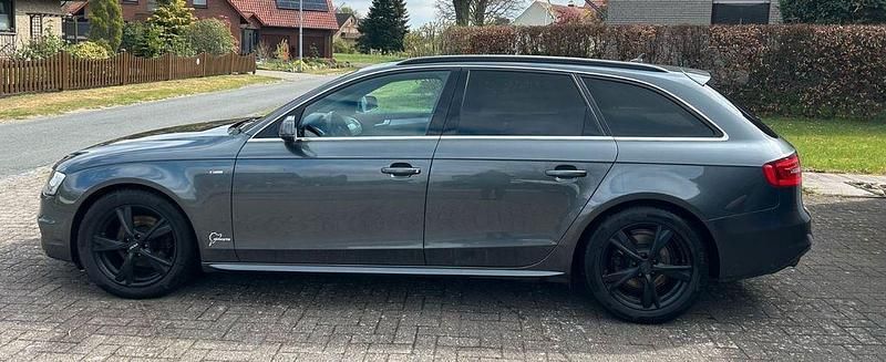 Gebraucht Audi A4 S-Line 150 PS (110 kW) 2015 Schwarz Kombi