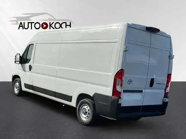Gebraucht Toyota Proace H2 140 PS (102 kW) 2024 Icy white Van / Kleinbus