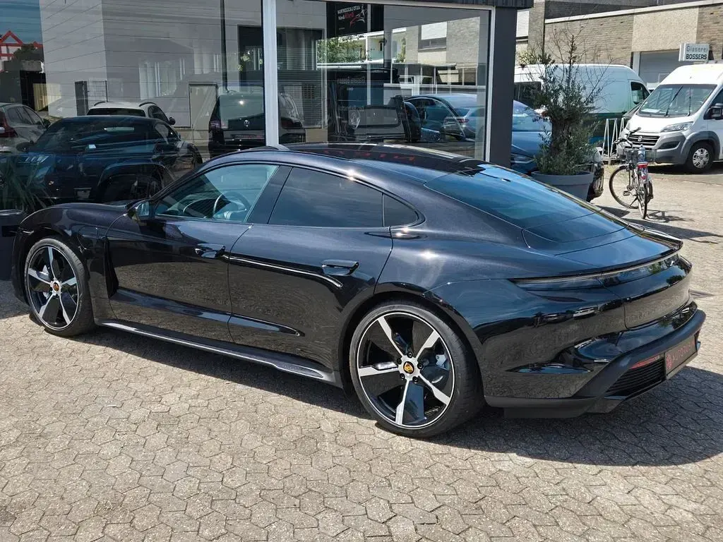 Gebraucht Porsche Taycan Turbo 500 kW (680 PS) 2021 Schwarz Limousine