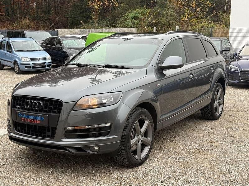 Grau Gebraucht 2015 Audi Q7 S-Line SUV | 19.999 € (Guter Preis) - Bild 1/4