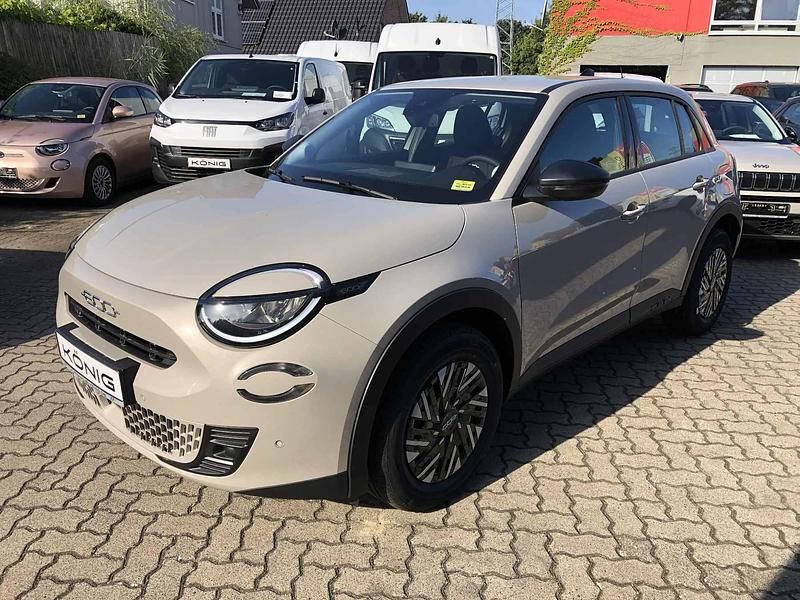 Beige Neu 2025 Fiat 600 Limousine | 23.889 € (Fairer Preis) - Bild 1/4