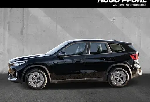 Używany BMW iX1 230 kW (313 KM) 2023 Czarny SUV