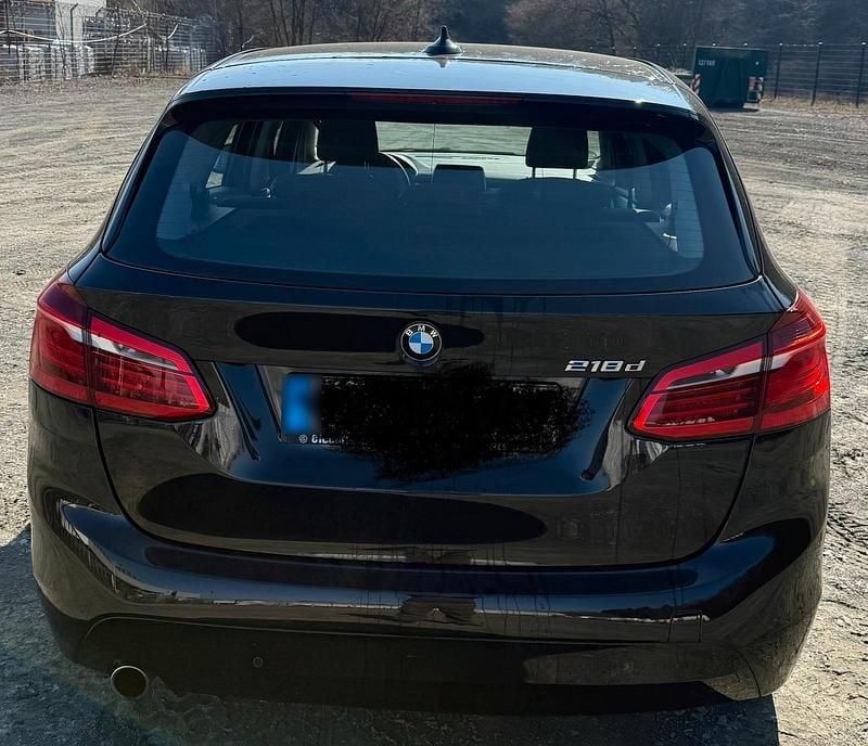 Gebraucht BMW 218 Sport Line 150 PS (110 kW) 2015 Schwarz Kombi