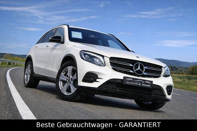 Gebraucht Mercedes GLC300 AMG 245 PS (180 kW) 2019 Weiß SUV