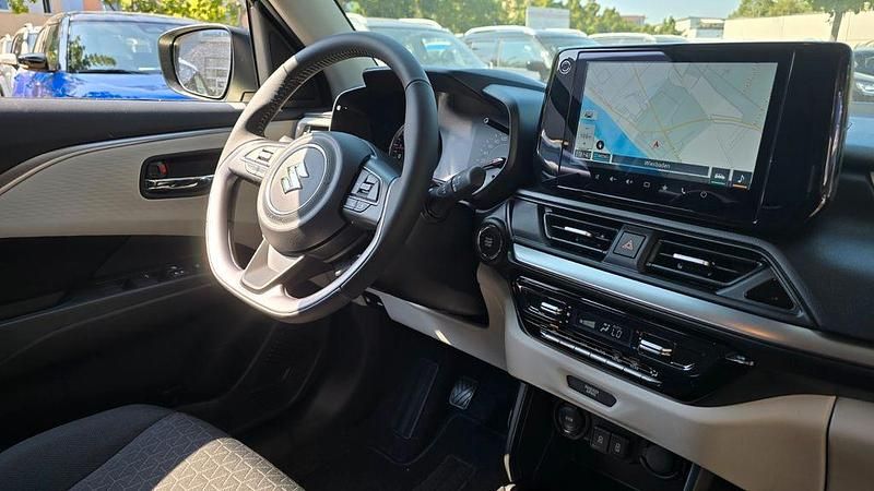 Neu Suzuki Swift Comfort+ 83 PS (61 kW) 2026 Schwarz Kleinwagen