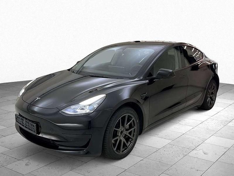 Schwarz Gebraucht 2022 Tesla Model 3 RWD Limousine | 25.999 € (Guter Preis) - Bild 1/3