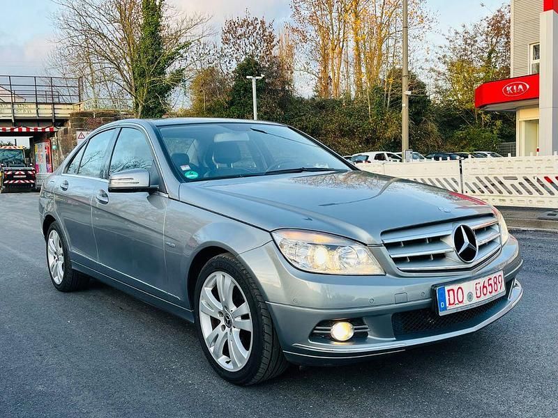 Gebraucht Mercedes C250 204 PS (150 kW) 2010 Silber Limousine