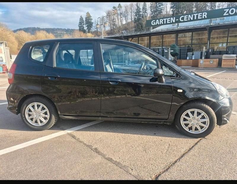 Gebraucht Honda Jazz 78 PS (57 kW) 2007 Schwarz Kleinwagen