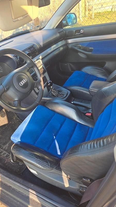 Brugt Audi A4 150 HK (110 kW) 1998 Sølv Stationcar