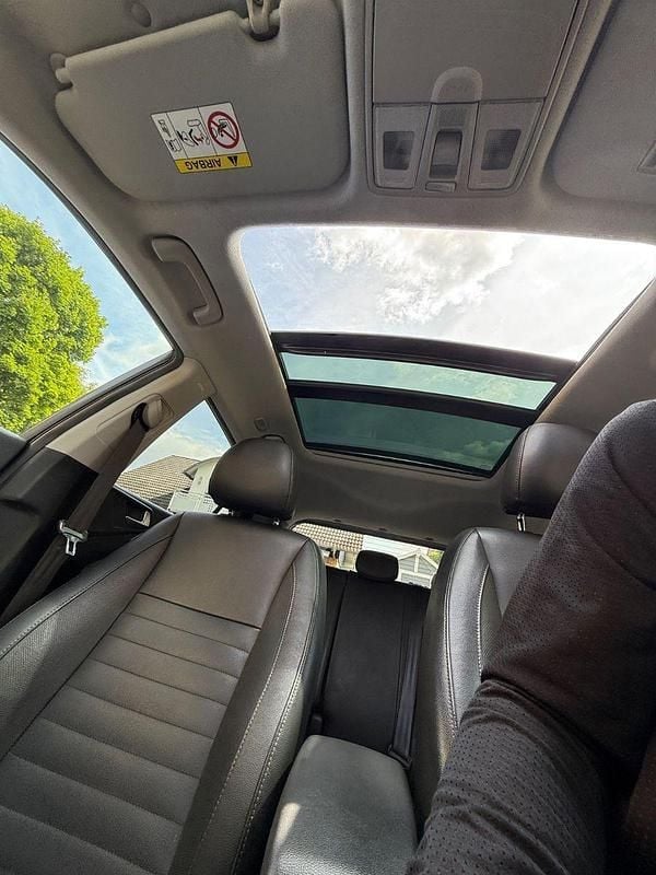 Gebraucht Hyundai i20 Style 101 PS (74 kW) 2015 Grau Kleinwagen