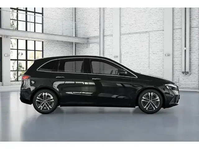 Gebraucht Mercedes B180 136 PS (100 kW) 2026 Kleinwagen