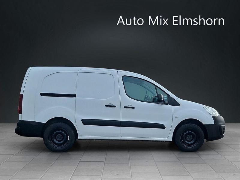 Gebraucht Peugeot Partner Premium 99 PS (72 kW) 2018 Weiß Van / Kleinbus