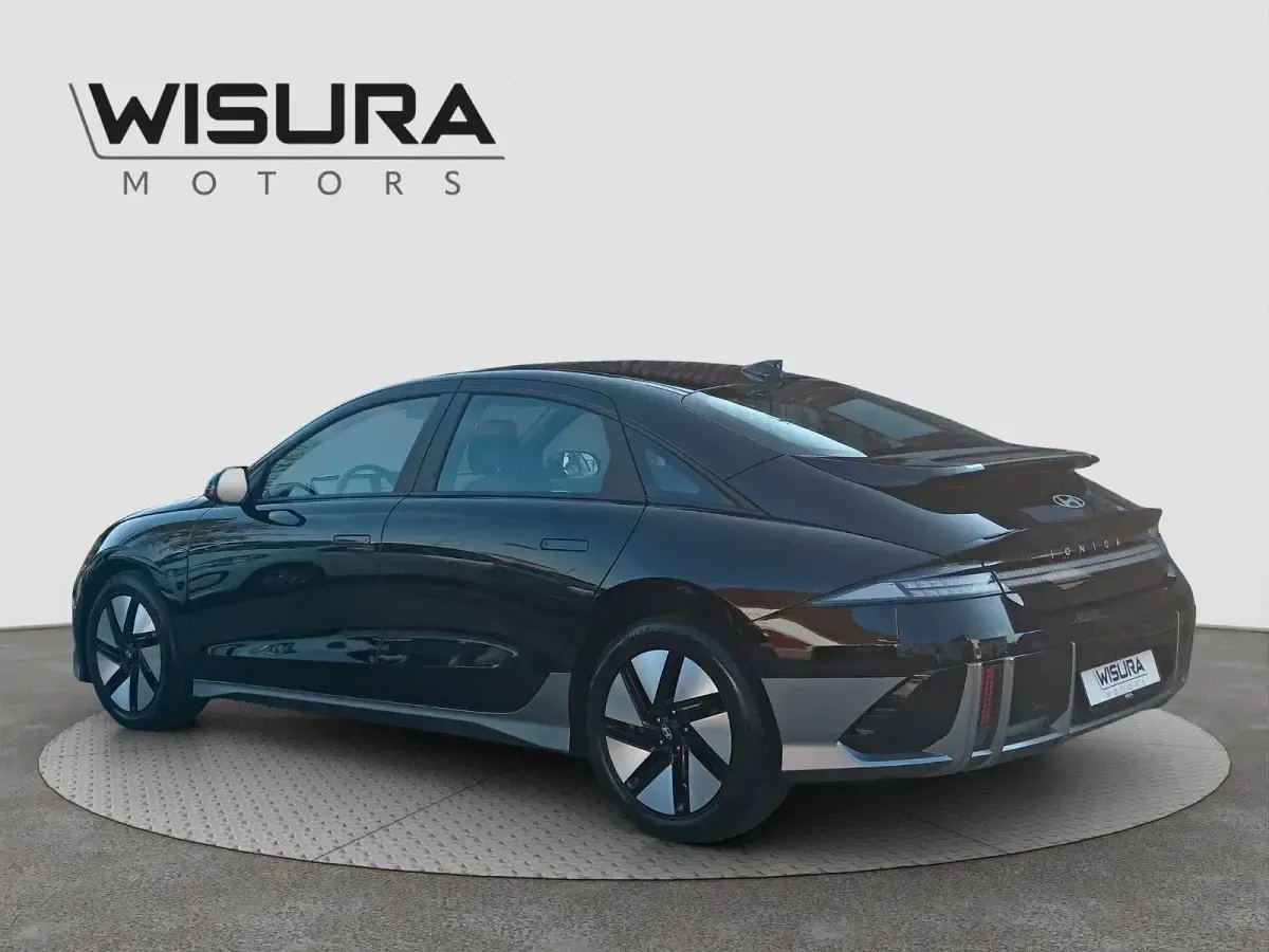 Gebraucht Hyundai Ioniq 6 Techniq 111 kW (151 PS) 2024 Schwarz Limousine