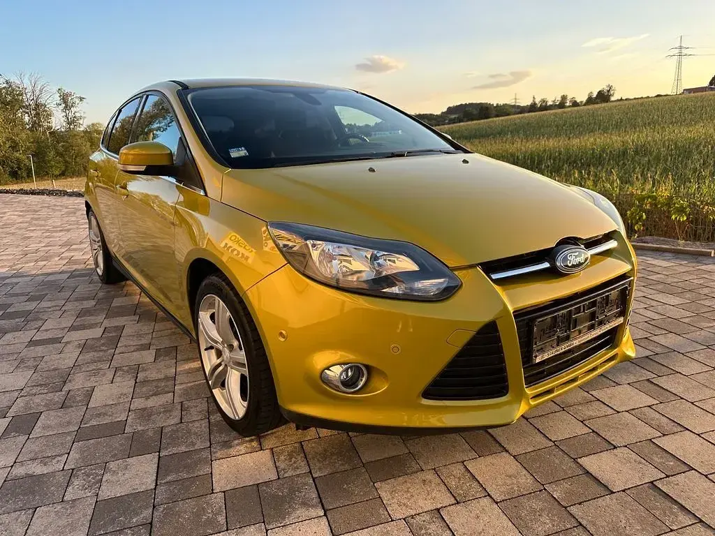 Gebraucht Ford Focus Titanium 150 PS (110 kW) 2011 Grün Limousine