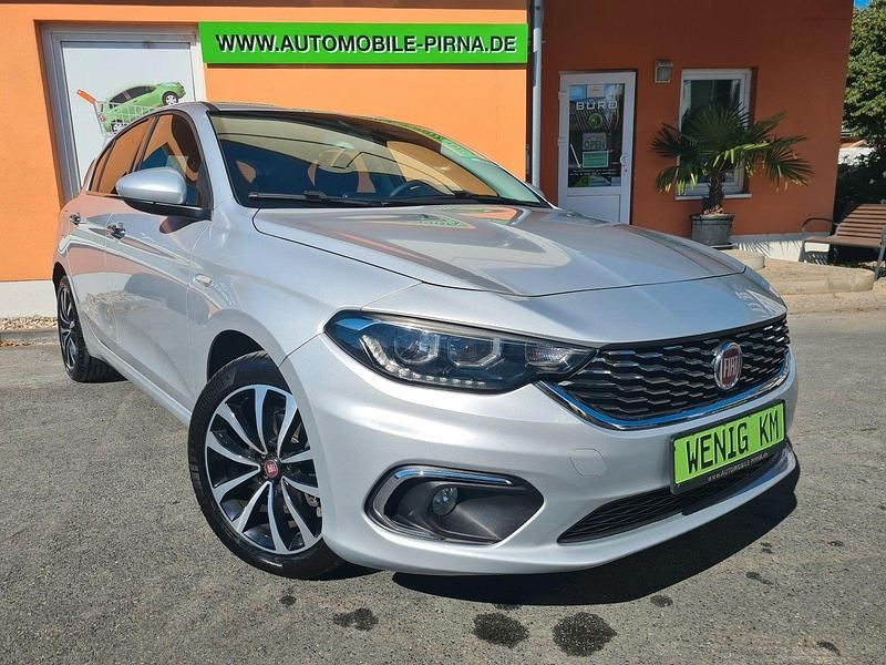Silber Gebraucht 2017 Fiat Tipo Lounge Kombi | 10.890 € (Guter Preis) - Bild 1/4