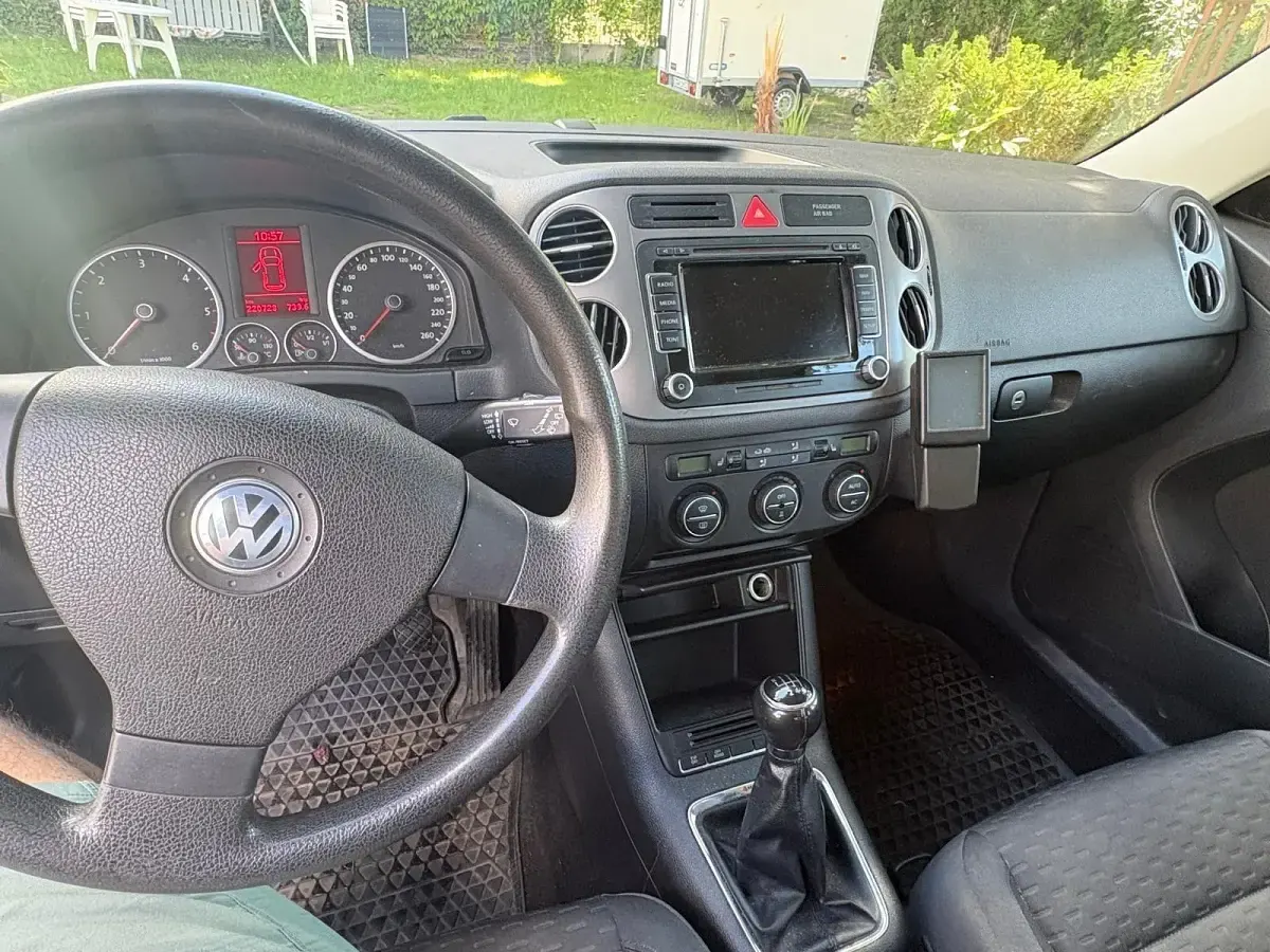 Gebraucht VW Tiguan 140 PS (102 kW) 2009 Schwarz SUV