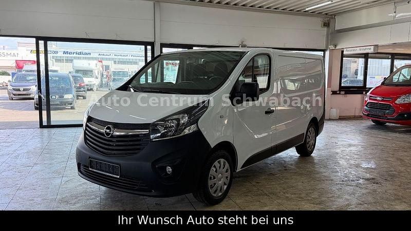Gebraucht Opel Vivaro 120 PS (88 kW) 2015 Weiß Van / Kleinbus