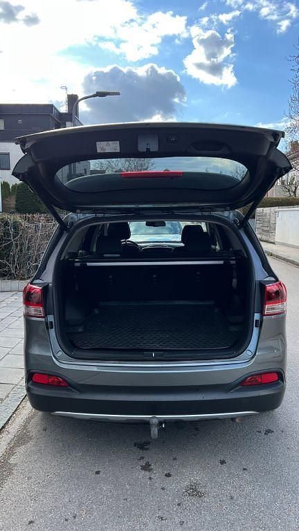 Używany Kia Sorento Platinum 200 KM (147 kW) 2016 Szary SUV