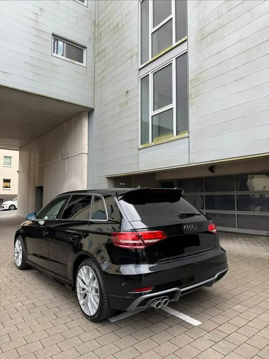 Gebraucht Audi A3 Sportback 116 PS (85 kW) 2017 Schwarz Kleinwagen