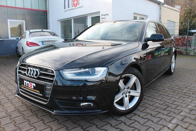 Schwarz Gebraucht 2012 Audi A4 S-Line Limousine | 8.700 € (Guter Preis) - Bild 1/4