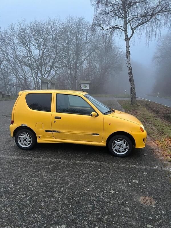 Gelb Gebraucht 1998 Fiat Seicento Abarth Kleinwagen | 1.000 € (Fairer Preis) - Bild 1/4