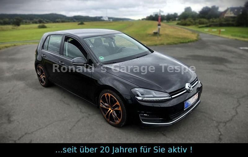 Gebraucht VW Golf VII Highline 150 PS (110 kW) 2015 Schwarz Limousine