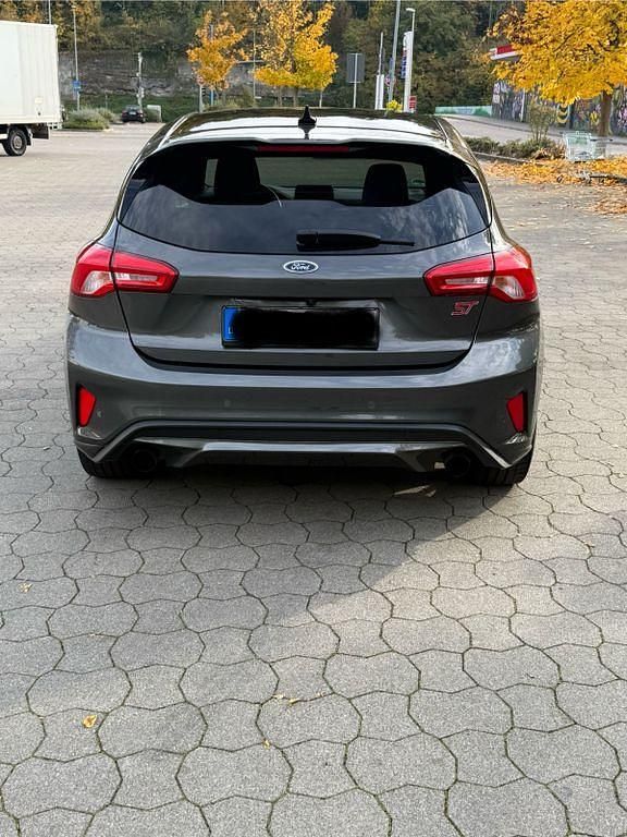 Usata Ford Focus ST 280 CV (205 kW) 2019 Grigio Berlina