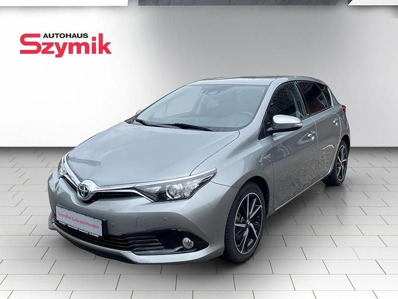 Titansilber Gebraucht 2017 Toyota Auris Hybrid Edition-S Limousine | 11.980 € (Guter Preis) - Bild 1/4