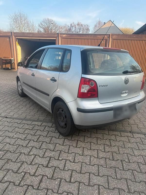 Gebraucht VW Polo 74 PS (54 kW) 2002 Grau Kleinwagen