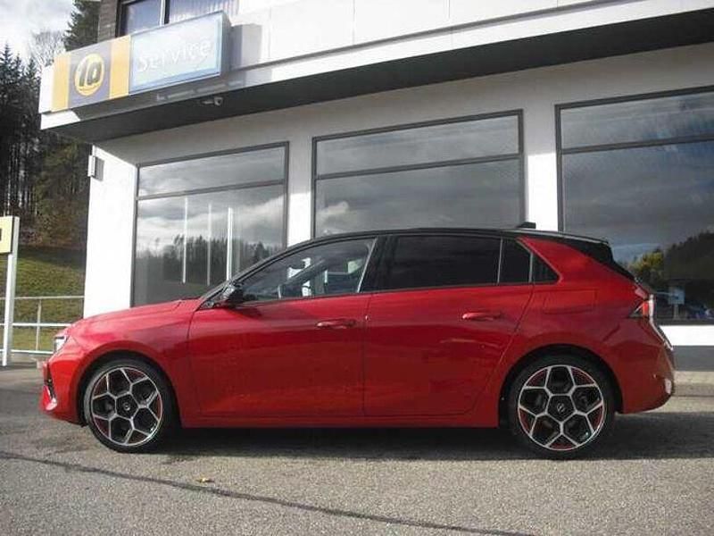 Rot Gebraucht 2022 Opel Astra GS Line Limousine | 25.790 € (Guter Preis) - Bild 1/4