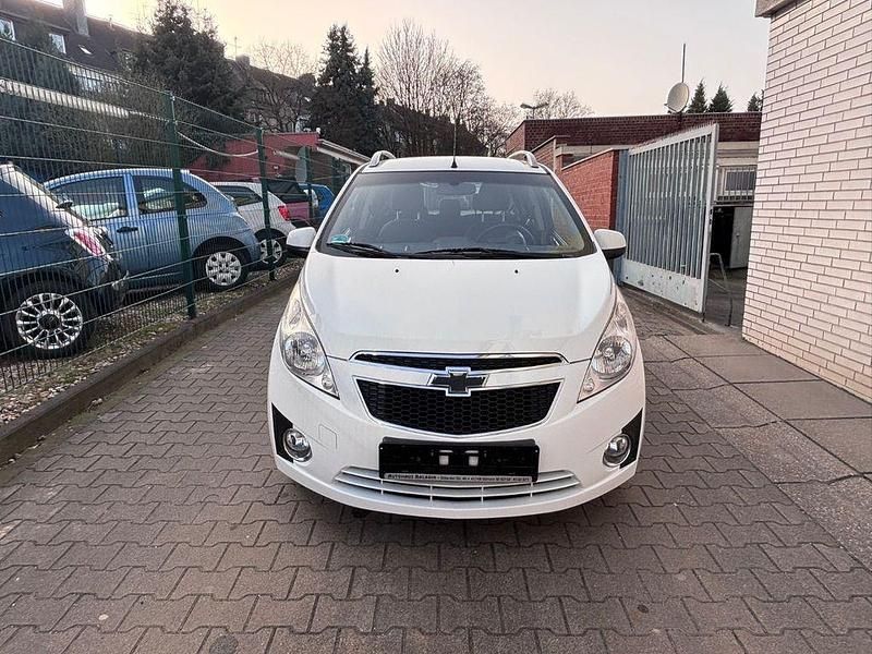 Gebraucht Chevrolet Spark LS 82 PS (60 kW) 2012 Weiß Kleinwagen
