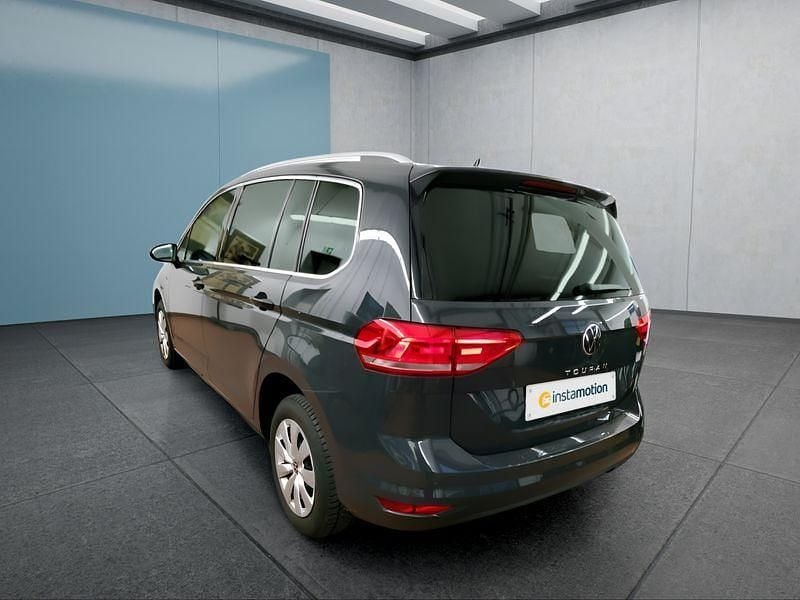 Gebraucht VW Touran 150 PS (110 kW) 2022 Grau Van / Kleinbus