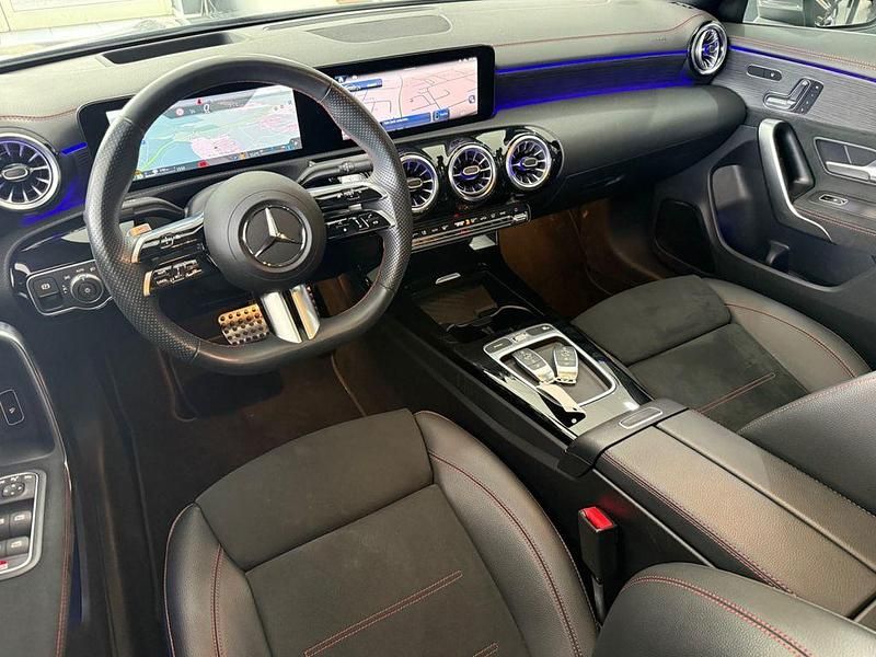 Gebraucht Mercedes CLA220 AMG 190 PS (139 kW) 2023 Grau Coupé