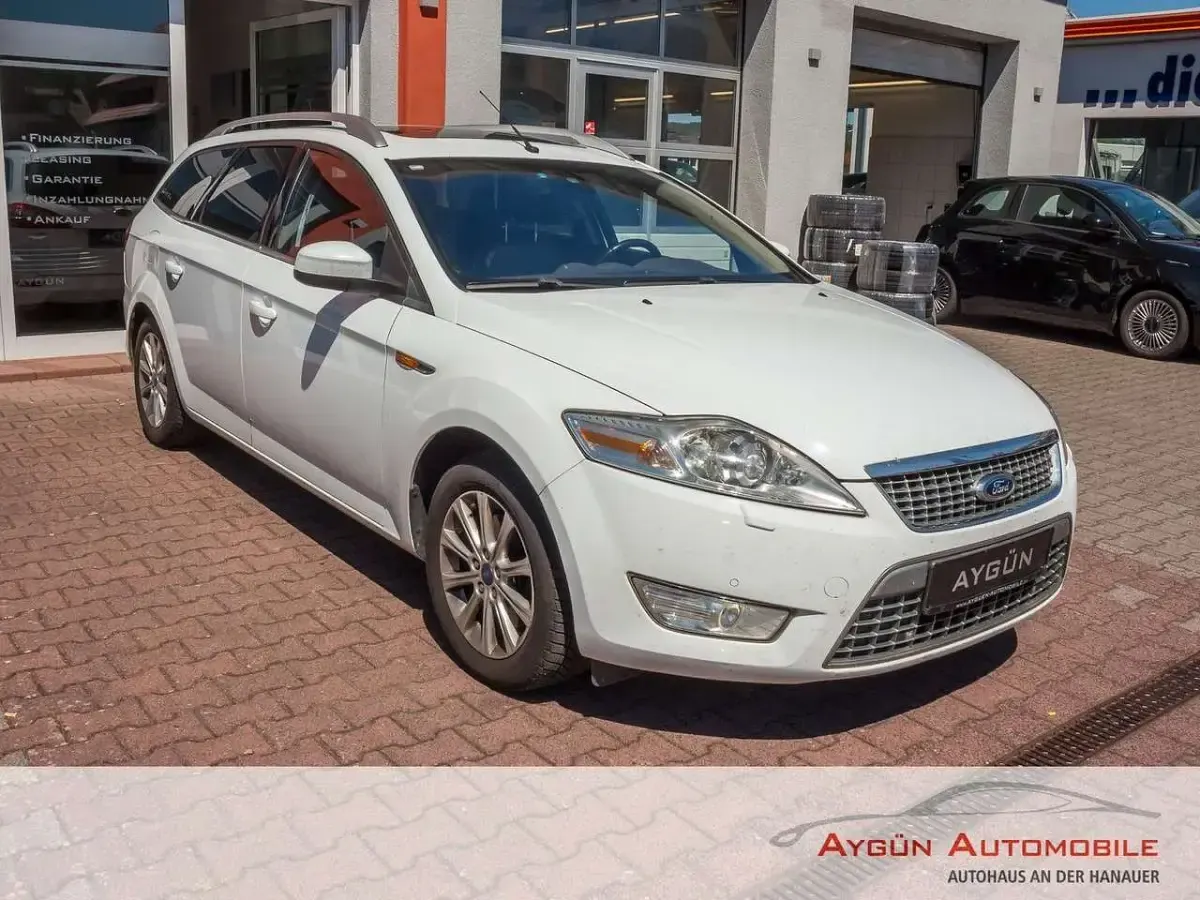 Usado Ford Mondeo Titanium X 175 CV (128 kW) 2009 Blanco Familiar