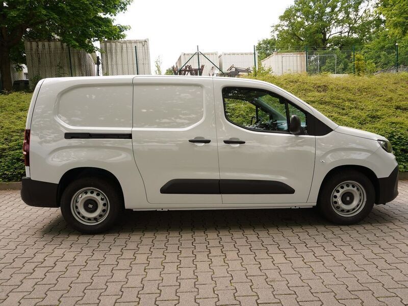 Neu Fiat e-Doblò 100 kW (136 PS) 2025 Weiß Van / Kleinbus