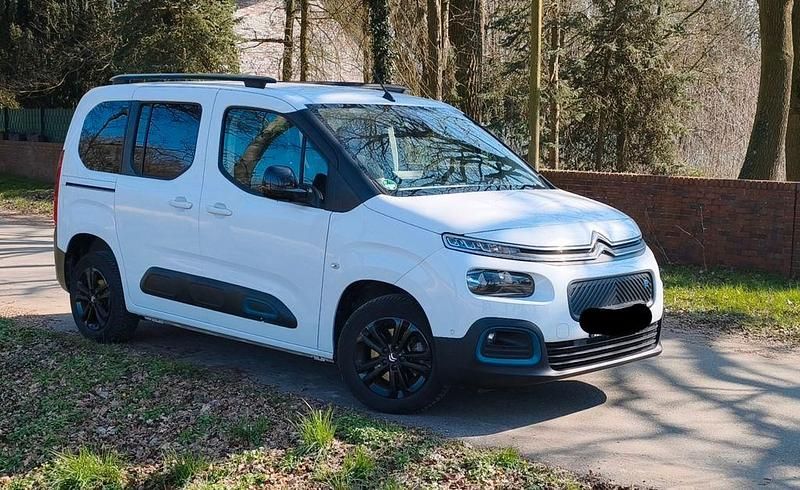 Gebraucht Citroën e-Berlingo Shine 100 kW (136 PS) 2023 Weiß Van / Kleinbus