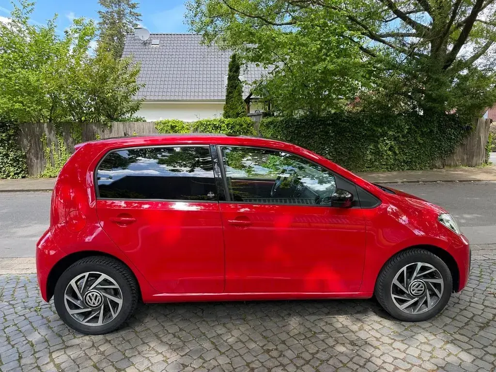 Gebraucht VW up! Sound 75 PS (55 kW) 2017 Rot Kleinwagen