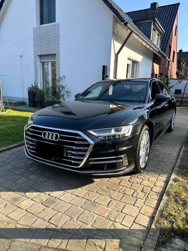 Schwarz Gebraucht 2018 Audi A8 Limousine | 37.500 € (Fairer Preis) - Bild 1/4